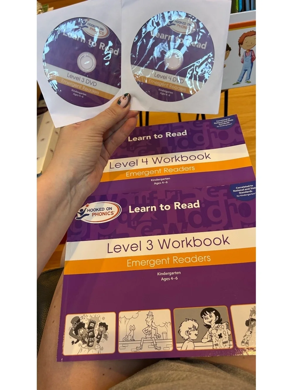 Hooked on Phonics Learn to Read Complete Set with Workbooks, Flash Cards, DVD